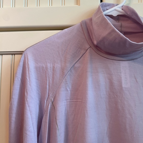 NWT - Lululemon Lab - Women's Gami Long Sleeve - Color: Smooth Silver - Size: 8 - Picture 4 of 15